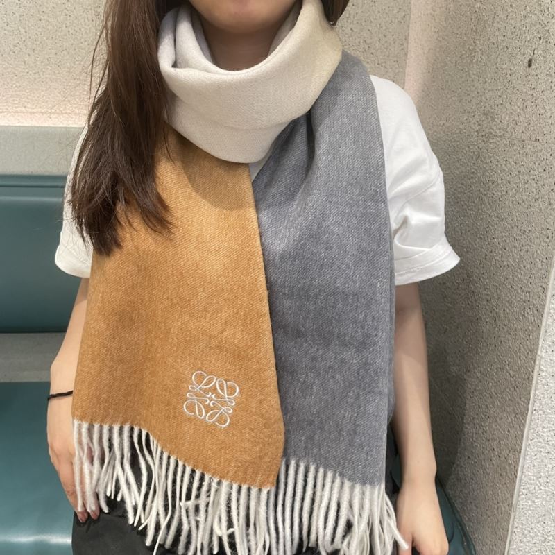 Loewe Scarf